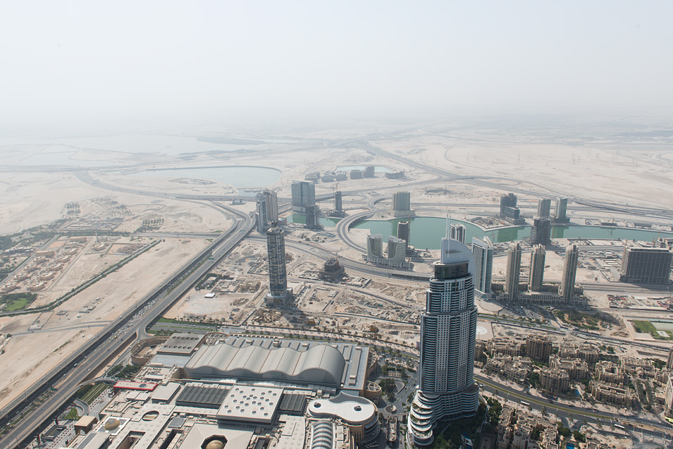 Burj-Khalifa-View-from-the-Top-02