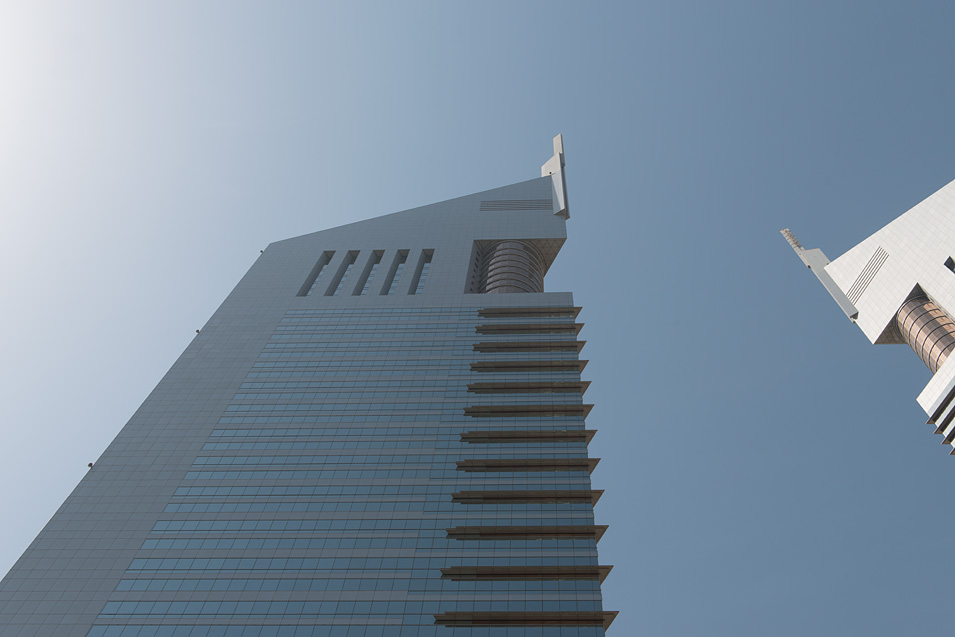 Jumeirah-Emirates-Towers-02