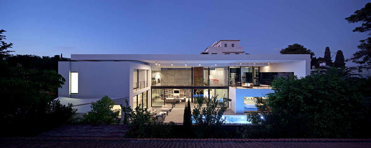 moderne-bauhaus-architektur-villa