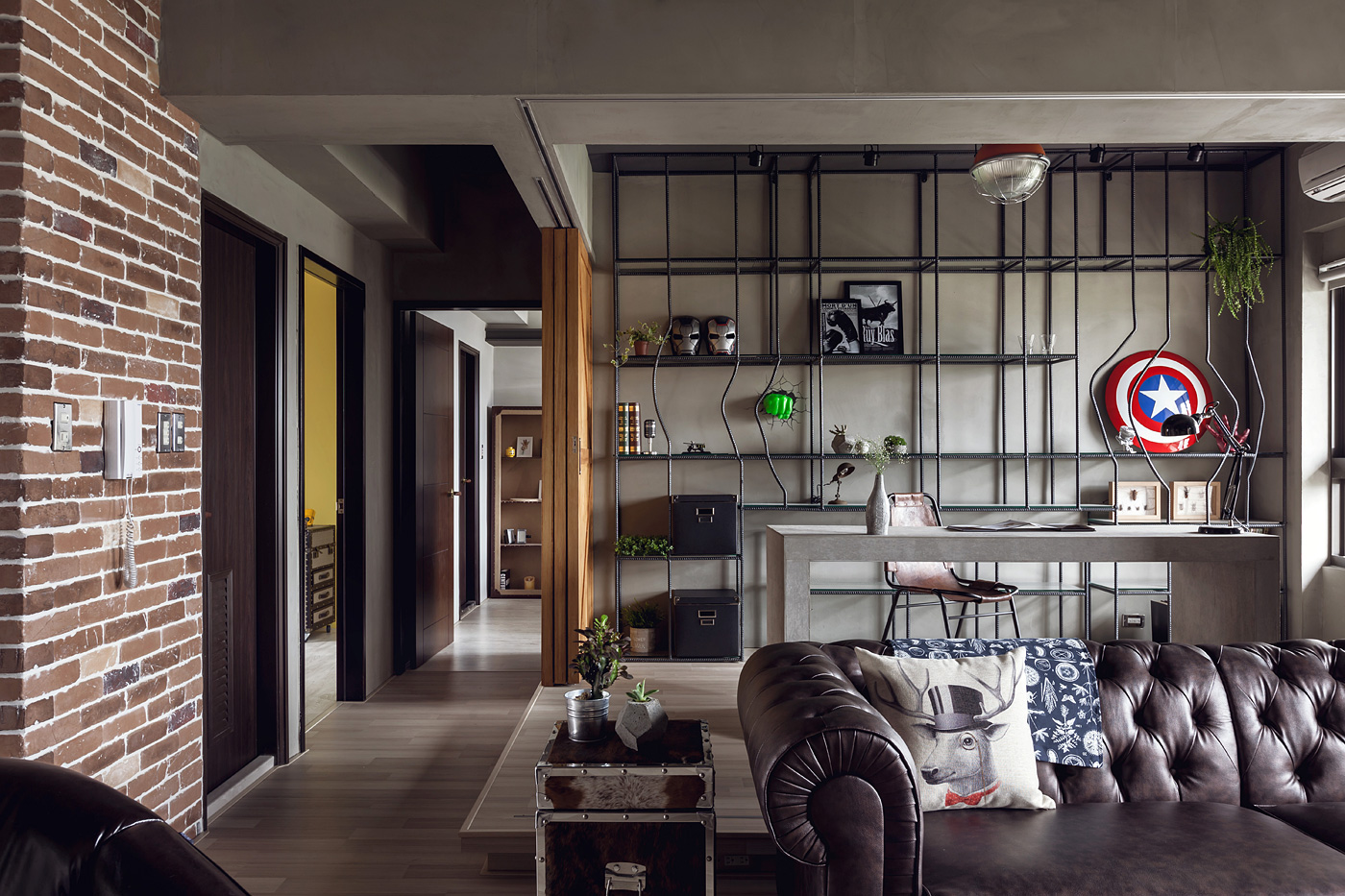 Superheld Rentner Appartement für Superhelden | Studio5555